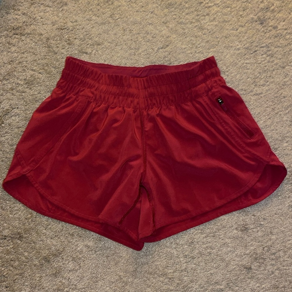 Lululemon Seawheeze, red tracker shorts, size 6